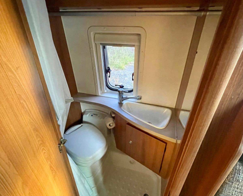 Energeticky nezávislý kompletne zariadený karavan KNAUS